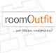 Logo von "roomOutfit" mit Slogan "...wo Ideen entstehen!" auf einem Grundriss-Hintergrund.