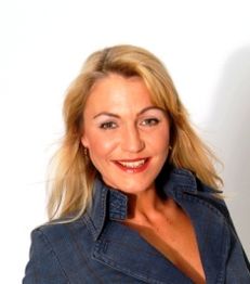 daniela bas cosmetic