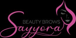 Schwarzes Logo mit pinker Schrift "Sayyora Beauty Brows" und einem stilisierten Gesicht.
