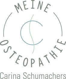 Logo mit dem Text "Meine Osteopathie Carina Schumachers" und stilisierten Linien in der Mitte.