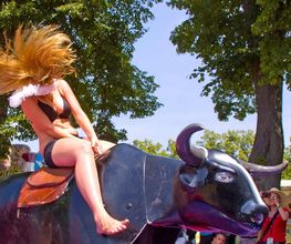 Bullriding from Cowboyhat Logo