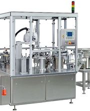 Roboterzelle für den Pharmabereich