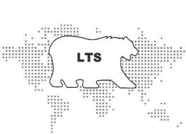 Bärensilhouette mit "LTS" über stilisierter Weltkarte aus Punkten.
