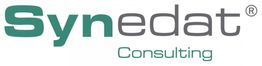 Logo mit grünem und grauem "Synedat Consulting"-Text auf weißem Hintergrund.