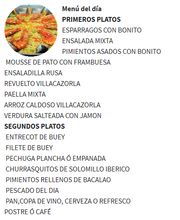Menú del día con opciones de primeros y segundos platos, además de bebida y postre.