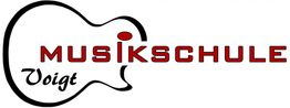 Logo der Musikschule Voigt in Gitarrenform, der Name in Rot und Schwarz.