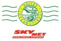 Logo mit gelbem Kreis und grüner Weltkarte, darunter roter Text: "SKYNET Worldwide Express".