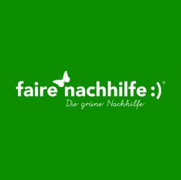 Grünes Logo mit Text: "faire nachhilfe" und "Die grüne Nachhilfe" mit einem Schmetterling.