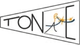 Stilisiertes Dreieck-Logo mit dem Wort "Tonae" und abstrakten Linien in Blau, Gelb und Schwarz.