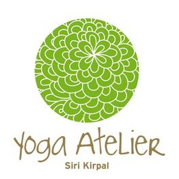 Grünes Mandala mit dem Text "Yoga Atelier Siri Kirpal" darunter.