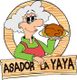 Caricatura de una abuela con pavo asado; texto: "Asador La Yaya" en letrero de madera.