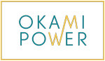 Texto "OKAMI POWER" en fondo negro con contorno amarillo. La "M" parece un rayo.