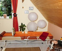Jade-Thermal-Massageliege