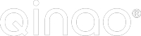 Logo mit dem Schriftzug "Qinao®" in weiß auf schwarzem Hintergrund.
