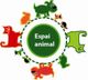 Círculo con texto "Espai animal" rodeado de siluetas de perros y gatos en colores verde y rojo.