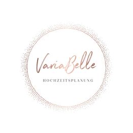 Logo mit dem Text "VariaBelle Hochzeitsplanung" in einem gepunkteten Kreis, minimalistisch gestaltet.