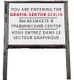 Schild in vier Sprachen: "Grafik-Sektor Berlin" in Englisch, Russisch, Französisch und Deutsch.