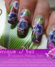 Unique Nail - One Stroke