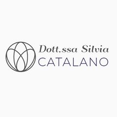 Logo con sfera stilizzata e testo: "Dott.ssa Silvia Catalano".