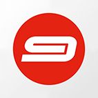 Logo con un numero stilizzato bianco in un cerchio rosso su sfondo grigio chiaro.