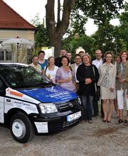 Übergabe kostenloses Fahrzeug an das Münchner Kindl!