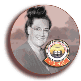 Schwarz-weiß Foto einer Frau mit CSNU-Logo der Spiritualists' National Union.