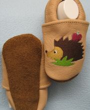 Krabbelpuschen mit weicher Wildledersohle