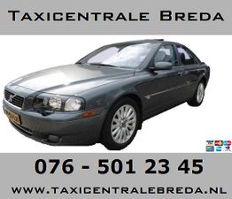 Grijze sedan met tekst: "Taxicentrale Breda" en contactgegevens.