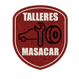 Escudo rojo con texto "Talleres Masacar", dibujo de coche, llave inglesa y neumático.
