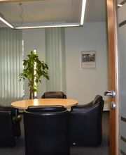 Hegner & Möller GmbH Kanzlei für Finanzen und Immobilien seit 1991 - Büro Besprechungsraum