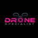 Logo met de tekst "DRONE SPECIALIST" in roze en grijs, met drone-icoon erboven.