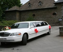 Weiße Limousine