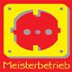 Steckdosen-Illustration mit gelbem Text "Meisterbetrieb" auf rotem Hintergrund.