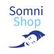 "Somni Shop Logo mit schlafendem Gesicht in Blau."