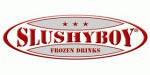 Logo mit ovalem Rahmen, Text "Slushyboy Frozen Drinks" in Rot, drei Sterne oben.
