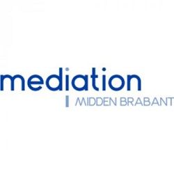 Logo met blauwe tekst: "mediation Midden Brabant".