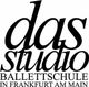 Schwarz-weißes Logo mit dem Text „das studio Ballettschule in Frankfurt am Main“.