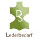 Grünes Lederstück-Logo mit den Buchstaben "DS". Darunter steht "Lederbedarf".