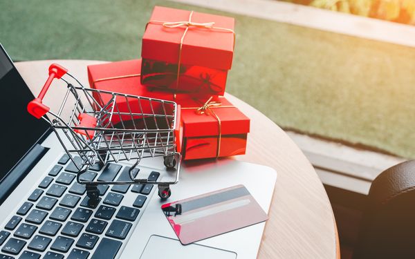 Weihnachtsgeschäft im E-Commerce: Umsatzrallye zum Jahresende