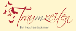 "Logo mit dem Schriftzug 'Traumzeiten - Ihr Hochzeitsplaner' und fliegenden Schmetterlingen."
