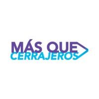 Logotipo que dice "Más que Cerrajeros" en letras moradas y azules con un diseño de flecha.