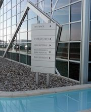 Vista Wegweiser, Pfostenschild