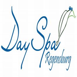 Logo mit geschwungener Schrift: "Day Spa Regensburg", daneben Blättergrafik.