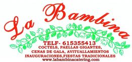 Logo de "La Bambina" con servicios de catering y número de contacto. Flores verdes decorativas.