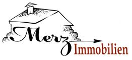 Logo mit Hauszeichnung, Schriftzug "Merz Immobilien" und Pfeil nach rechts.