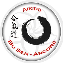 Logo circolare di Aikido con caratteri giapponesi e testo "Bu Sen - Arcore".