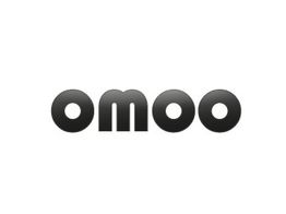 Schwarzer Text "omoo" auf weißem Hintergrund.