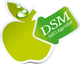 Grüner Apfel mit DSM SEO Agentur-Logo und Wassertropfen.
