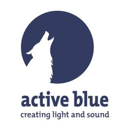 Logo mit Wolf im Kreis und Text "active blue, creating light and sound".