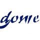 Logo con scritta blu "MadomeCom" su sfondo bianco.